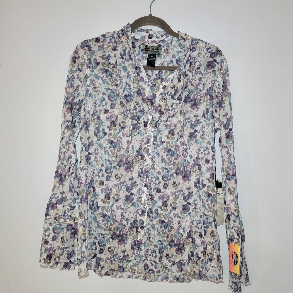 2OH Threads‎ NWT Two Old Hippies Lightweight Floral Ruffled Button Down Blouse M
